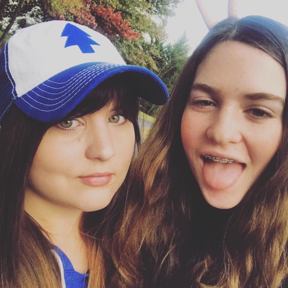 Meet your Posher, Cierra